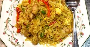 1 1/2 cup (340 g) Chicken Fried Rice