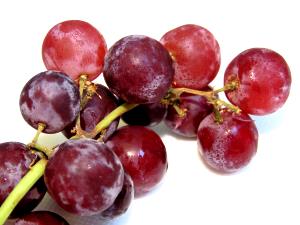 1 1/2 cups (138 g) Red Seedless Grapes