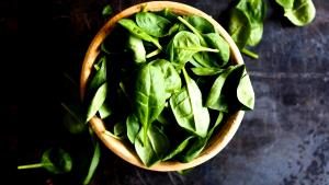 1 1/4 cups (70 g) Ready-to-Eat Leaf Spinach
