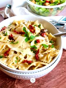 1 1/4 cups Creamy Bow Tie Pasta & Chicken
