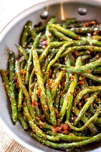 1 10 Bean Serving Szechuan-Style Cooked Green String Beans (Fat Added in Cooking)