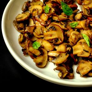 1 10 Slice Serving Cooked Mushrooms (from Canned, Fat Added in Cooking)