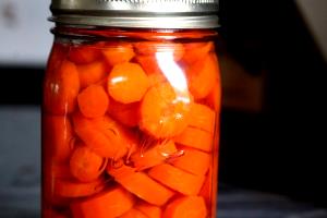 1 14 Oz Can Yields Cooked Carrots (from Canned, Fat Not Added in Cooking)