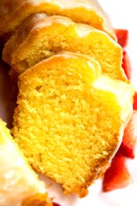1/18 cake (79 g) Lemon Crunch Bundt Cake