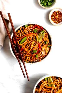 1/2 bowl Sesame Lo Mein