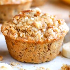 1/2 cake (81 g) Gourmet Banana Nut Muffin
