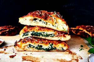 1/2 calzone Spinach Ricotta Calzone