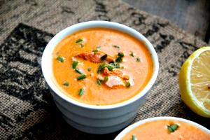 1/2 can (149 g) Salmon Bisque