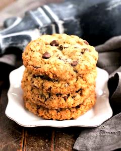1/2 cookie (38 g) Cowboy Cookies