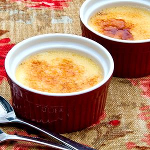 1/2 cup (104 g) Creme Brulee Ice Cream
