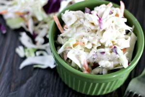 1/2 cup (110 g) Homestyle Cole Slaw