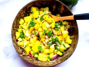 1/2 cup (113 g) Mango Pico De Gallo