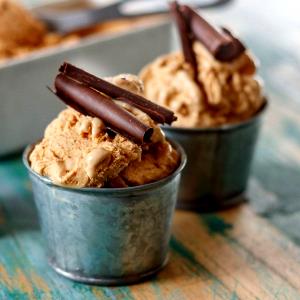1/2 cup (114 g) Caramel Ice Cream