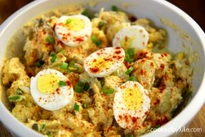 1/2 cup (114 g) Red Potato with Egg Salad