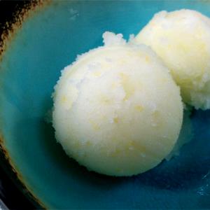 1/2 cup (114 g) Zesty Lemon Sorbet