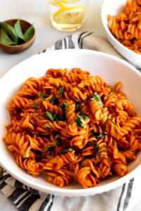 1/2 cup (118 g) Roasted Vegetable Pasta Sauce