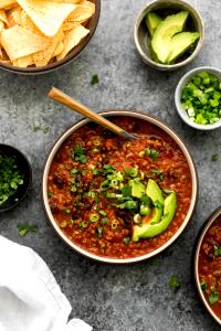 1/2 cup (120 g) Chipotle Black Bean Chili Mix