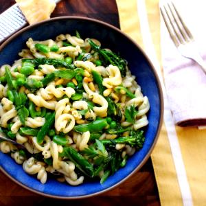 1/2 cup (120 g) Primavera Pasta Sauce