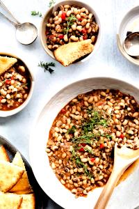 1/2 cup (122 g) Seasoned Blackeye Peas, Tomatoes, Onions & Jalapenos
