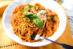 1/2 cup (125 g) Creamy Tomato Ricotta Sauce