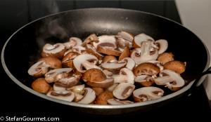1/2 cup (125 g) Porcini Mushrooms & White Truffle Oil