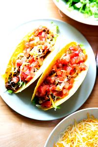 1/2 cup (132 g) Two Cheese Gourmet Shredded Potatoes