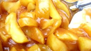 1/2 cup (135 g) Fried Apples