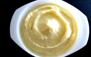 1/2 cup (140 g) Garlic Mashed Potatoes