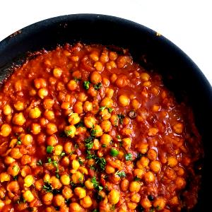 1/2 cup (143 g) Chickpea Masala