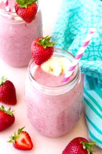 1/2 cup (16 oz) Strawberry Banana Smoothie (Medium)