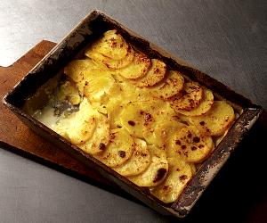 1/2 cup (28 g) Scalloped Potatoes