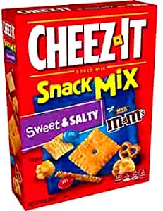 1/2 cup (30 g) Cheez-It Snack Mix Sweet & Salty