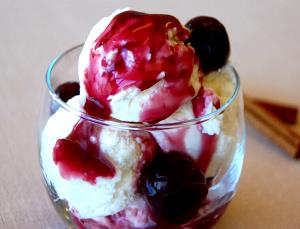 1/2 cup (4 oz) Cherries Jubilee
