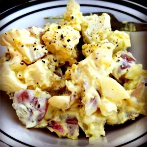 1/2 cup (4 oz) Southern Potato Salad
