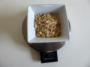 1/2 cup (40 g) Rolled Oats