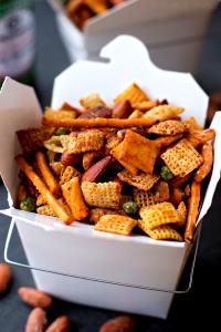 1/2 cup (45 g) Spicy Asian Mix