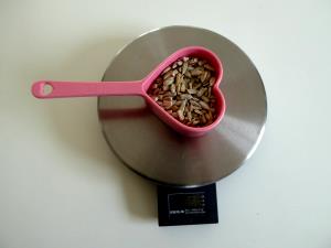 1/2 cup (50 g) Sunflower & Pumpkin Seed Granola
