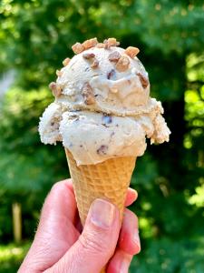 1/2 cup (58 g) Toffee Crunch Ice Cream