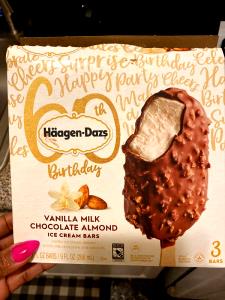 1/2 cup (65 g) Chocolate Almond Ice Cream