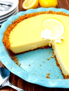 1/2 cup (65 g) Lemon Ice Box Pie Ice Cream
