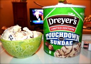 1/2 cup (65 g) Limited Edition Touchdown Sundae Ice Cream