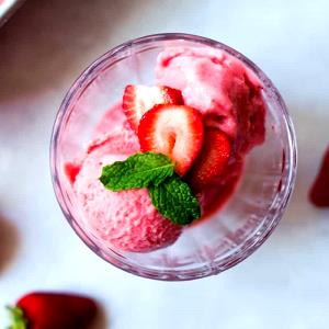 1/2 cup (65 g) Strawberry Frozen Yogurt