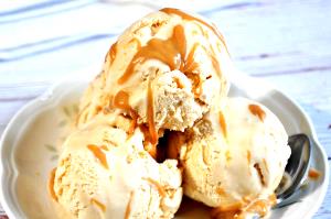 1/2 cup (66 g) Salted Caramel Ice Cream