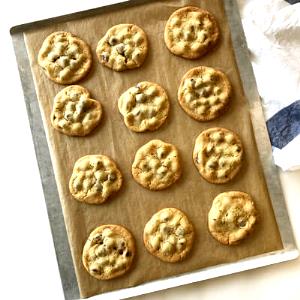 1/2 cup (69 g) Cookies & Cream Ice Cream