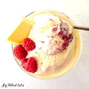 1/2 cup (69 g) White Chocolate Raspberry Ice Cream