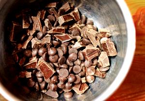 1/2 cup (74 g) Chocolate Chip