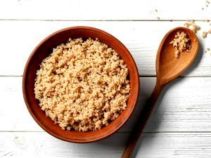 1/2 cup (83 g) Quinoa