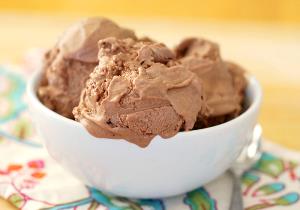 1/2 cup (95 g) Chocolate Ganache Ice Cream