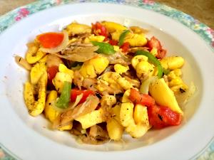 1/2 cup Ackee & Saltfish