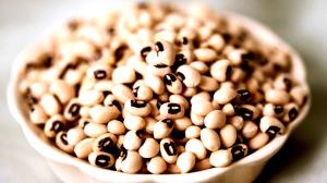 1/2 cup Black Eyed Peas